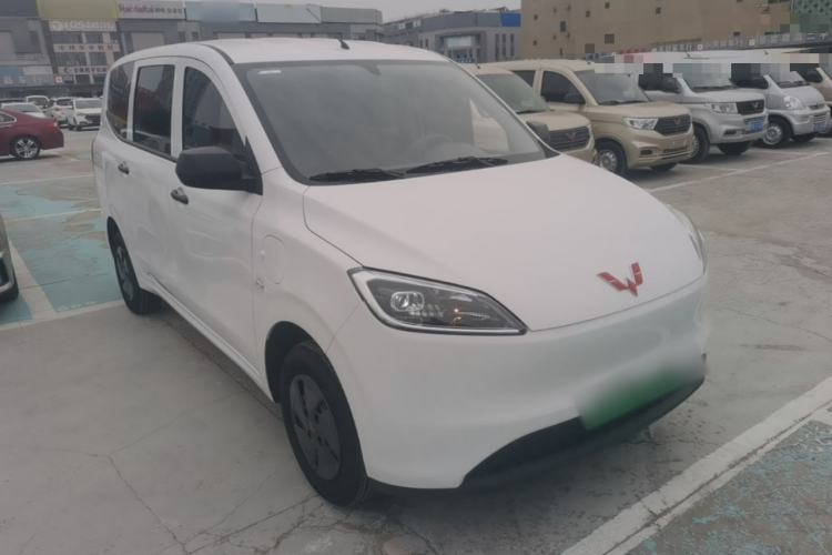 Used Wuling Hongguang New Energy 2024 All-Electric Model 300KM Practical Version Front Right 45 Deg
