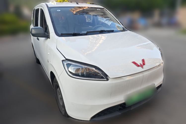 Used Wuling Hongguang New Energy 2024 All-Electric Model 300KM Standard Version Front Right 45 Deg