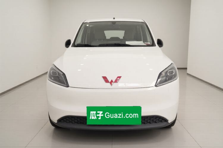 Used Wuling Hongguang New Energy 2024 All-Electric Model 300KM Standard Version Front