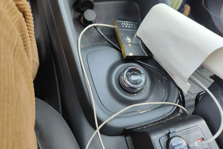 Used Wuling Hongguang New Energy 2024 All-Electric Model 300KM Practical Version Gear Lever