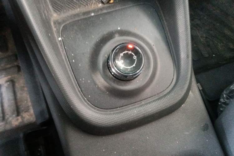 Used Wuling Hongguang New Energy 2024 All-Electric Model 300KM Standard Version Gear Lever