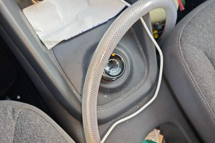 Used Wuling Hongguang New Energy 2024 All-Electric Model 300KM Standard Version Gear Lever