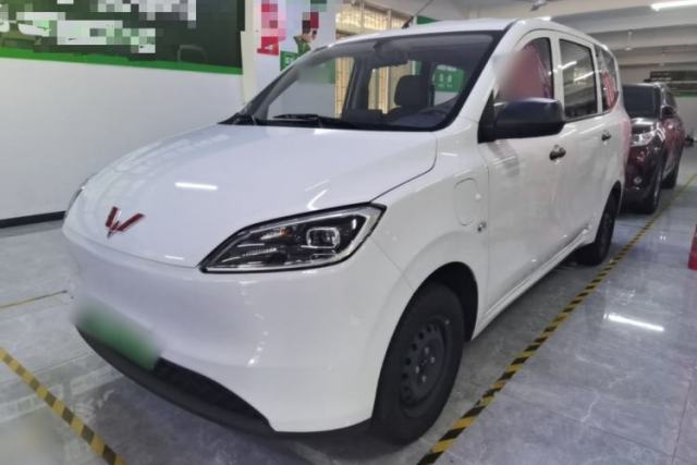 Used Wuling Hongguang New Energy 2024 All-Electric Model 300KM Standard Version
