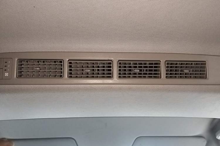 Used Wuling Hongguang New Energy 2024 All-Electric Model 300KM Standard Version Headliner