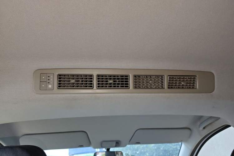 Used Wuling Hongguang New Energy 2024 All-Electric Model 300KM Standard Version Headliner