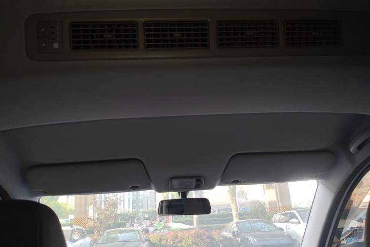 Used Wuling Hongguang New Energy 2024 All-Electric Model 300KM Standard Version Headliner