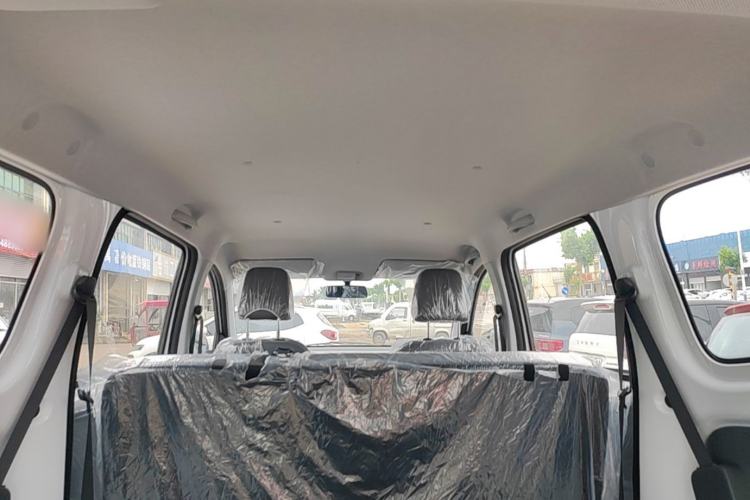 Used Wuling Hongguang New Energy 2024 All-Electric Model 300KM Practical Version Headliner