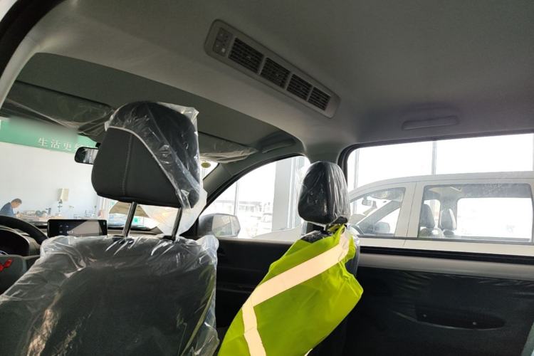 Used Wuling Hongguang New Energy 2024 All-Electric Model 300KM Standard Version Headliner