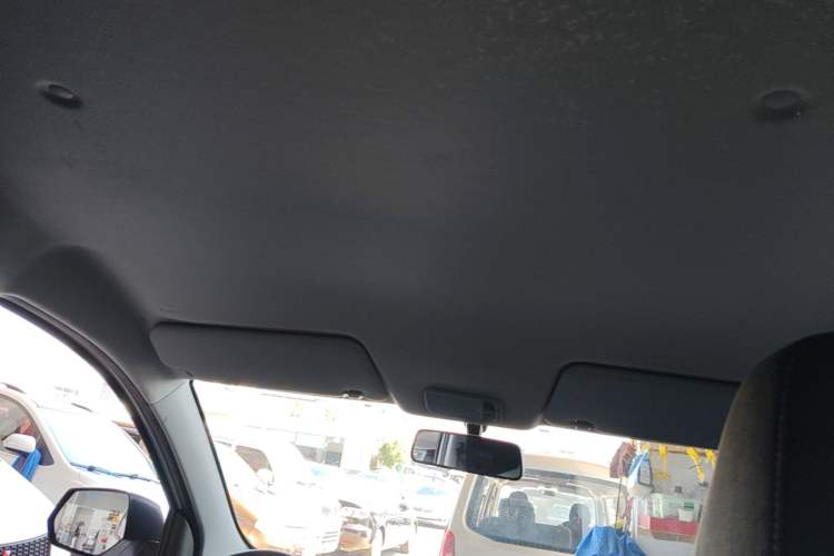 Used Wuling Hongguang New Energy 2024 All-Electric Model 300KM Practical Version Headliner