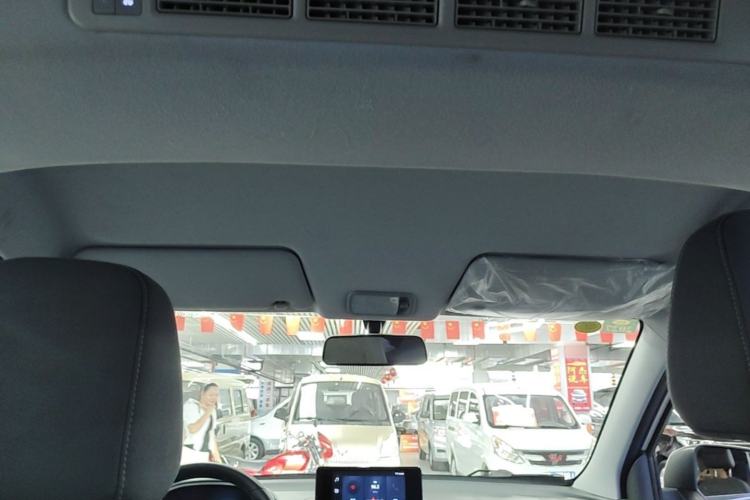 Used Wuling Hongguang New Energy 2024 All-Electric Model 300KM Standard Version Headliner