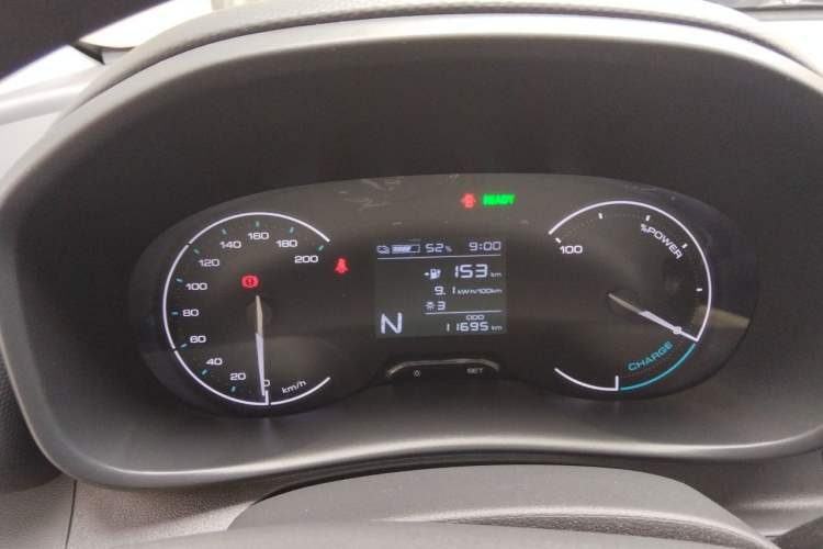 Used Wuling Hongguang New Energy 2024 All-Electric Model 300KM Practical Version Instrument Cluster