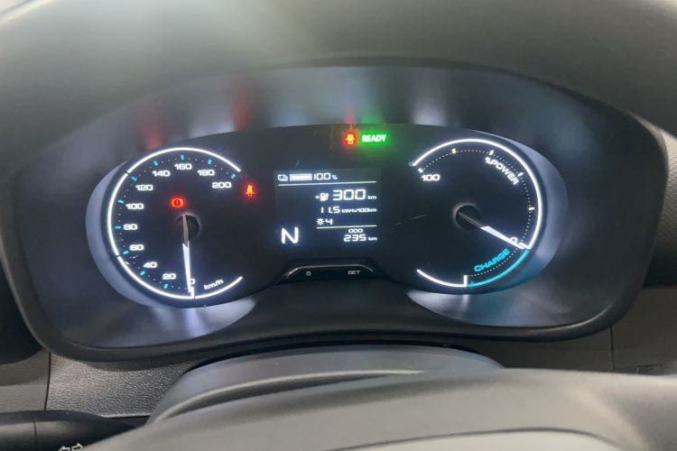 Used Wuling Hongguang New Energy 2024 All-Electric Model 300KM Standard Version Instrument Cluster