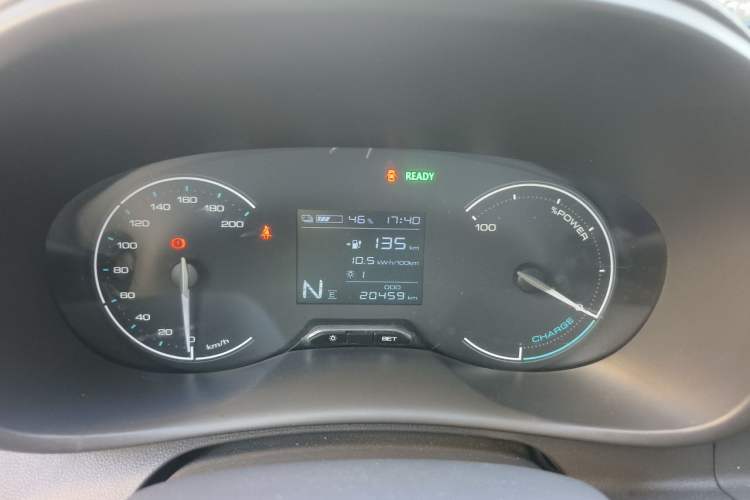 Used Wuling Hongguang New Energy 2024 All-Electric Model 300KM Standard Version Instrument Cluster