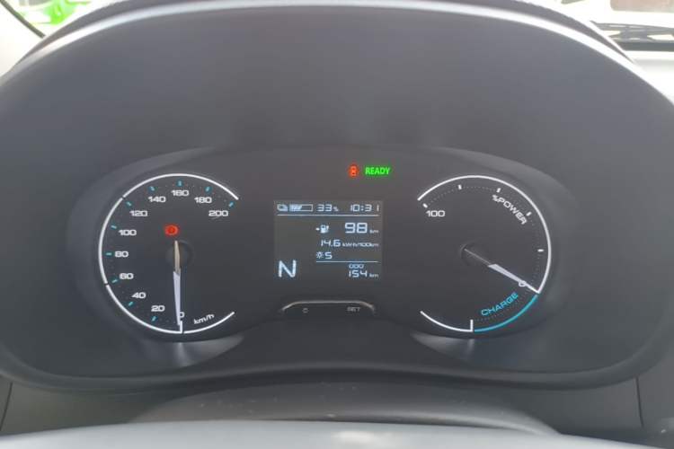 Used Wuling Hongguang New Energy 2024 All-Electric Model 300KM Standard Version Instrument Cluster