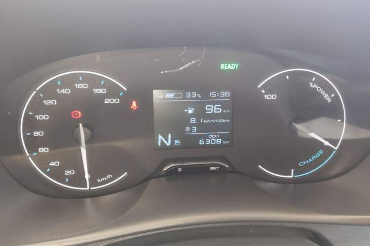 Used Wuling Hongguang New Energy 2024 All-Electric Model 300KM Standard Version Instrument Cluster