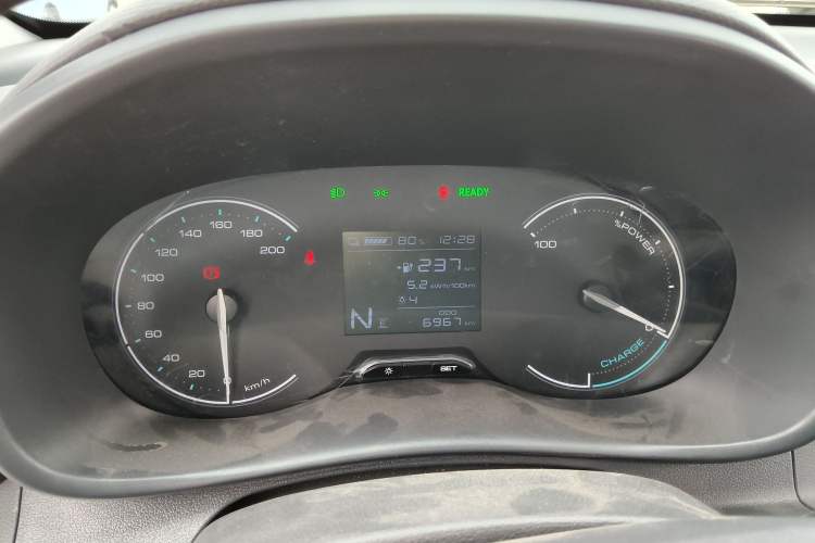 Used Wuling Hongguang New Energy 2024 All-Electric Model 300KM Standard Version Instrument Cluster