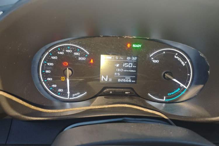 Used Wuling Hongguang New Energy 2024 All-Electric Model 300KM Standard Version Instrument Cluster