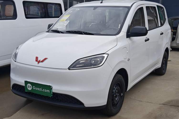Used Wuling Hongguang New Energy 2024 All-Electric Model 300KM Standard Version Guazi used car, China used car export, Used car for sale, Used cars, Cheapest cars for sale