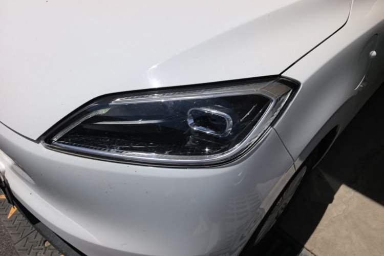 Used Wuling Hongguang New Energy 2024 All-Electric Model 300KM Standard Version Left Front Headlight