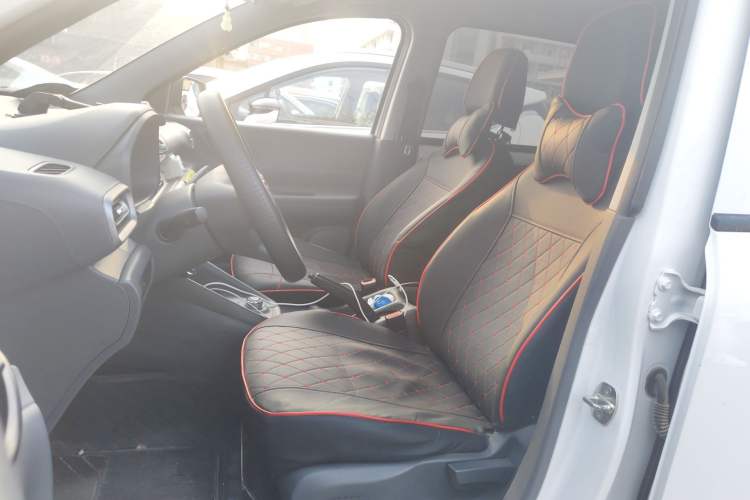 Used Wuling Hongguang New Energy 2024 All-Electric Model 300KM Practical Version Left Front Seat