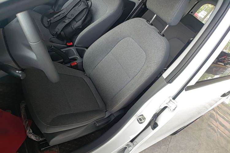 Used Wuling Hongguang New Energy 2024 All-Electric Model 300KM Standard Version Left Front Seat