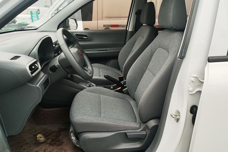 Used Wuling Hongguang New Energy 2024 All-Electric Model 300KM Practical Version Left Front Seat