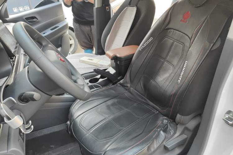 Used Wuling Hongguang New Energy 2024 All-Electric Model 300KM Practical Version Left Front Seat