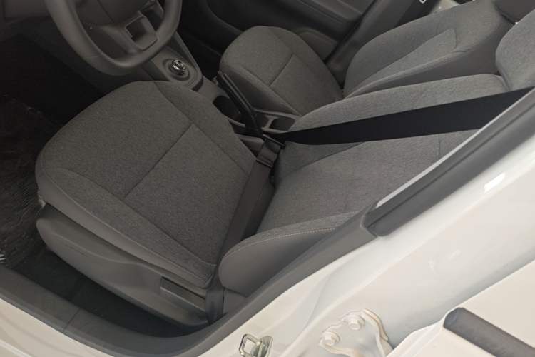 Used Wuling Hongguang New Energy 2024 All-Electric Model 300KM Practical Version Left Front Seat