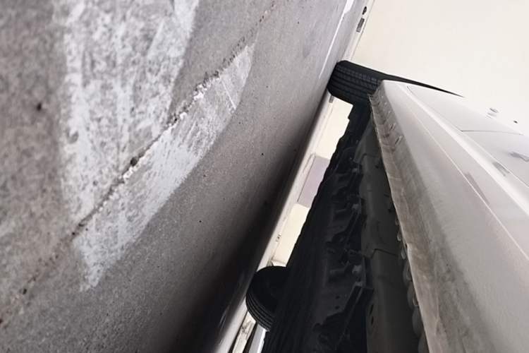 Used Wuling Hongguang New Energy 2024 All-Electric Model 300KM Practical Version Left Side Sill
