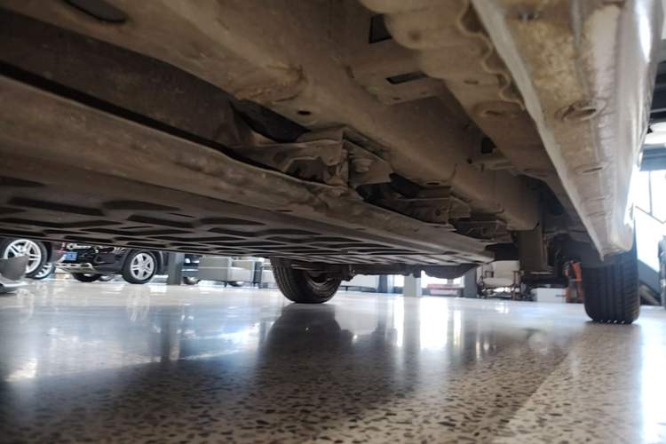 Used Wuling Hongguang New Energy 2024 All-Electric Model 300KM Standard Version Left Side Sill