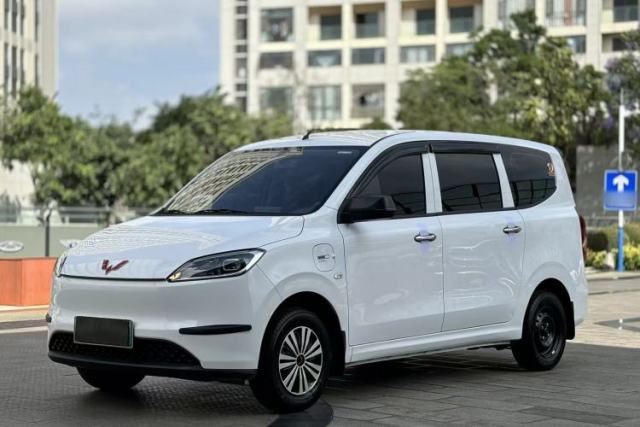 Used Wuling Hongguang New Energy 2024 All-Electric Model 300KM Standard Version