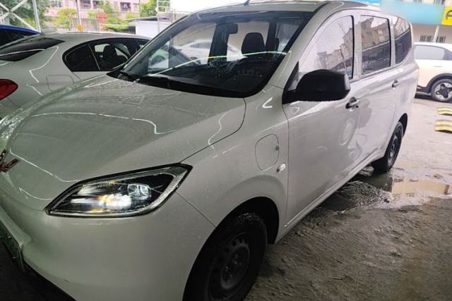 Used Wuling Hongguang New Energy 2024 All-Electric Model 300KM Standard Version