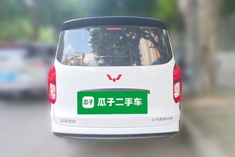 Used Wuling Hongguang New Energy 2024 All-Electric Model 300KM Practical Version Rear