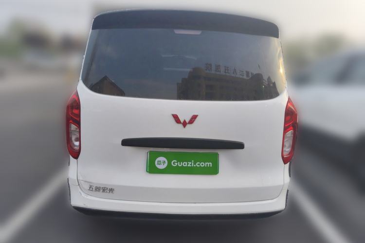 Used Wuling Hongguang New Energy 2024 All-Electric Model 300KM Practical Version Rear