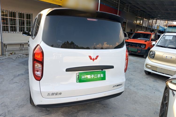 Used Wuling Hongguang New Energy 2024 All-Electric Model 300KM Practical Version Rear