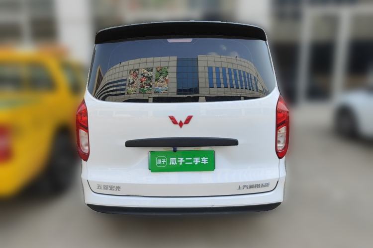 Used Wuling Hongguang New Energy 2024 All-Electric Model 300KM Practical Version Rear