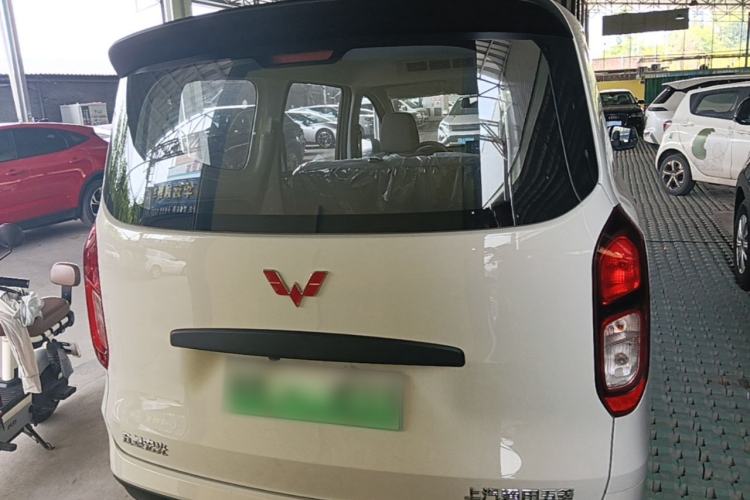 Used Wuling Hongguang New Energy 2024 All-Electric Model 300KM Standard Version Rear