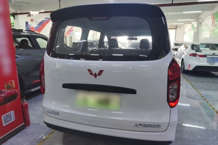 Used Wuling Hongguang New Energy 2024 All-Electric Model 300KM Standard Version Rear