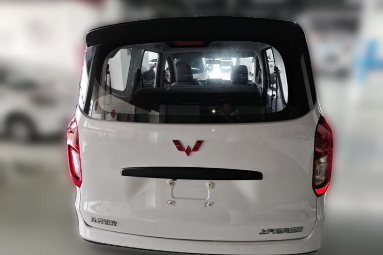 Used Wuling Hongguang New Energy 2024 All-Electric Model 300KM Standard Version Rear