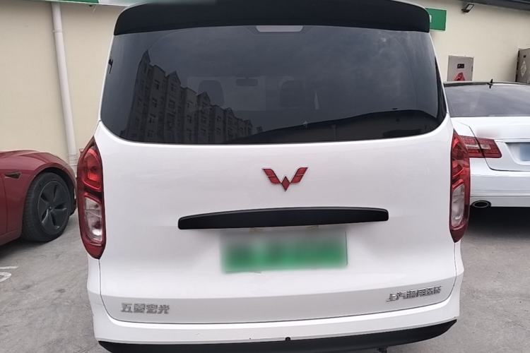 Used Wuling Hongguang New Energy 2024 All-Electric Model 300KM Practical Version Rear