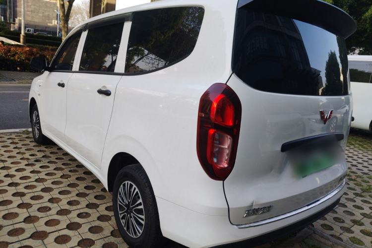 Used Wuling Hongguang New Energy 2024 All-Electric Model 300KM Standard Version Rear Left 45 Deg