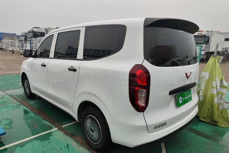 Used Wuling Hongguang New Energy 2024 All-Electric Model 300KM Practical Version Rear Left 45 Deg