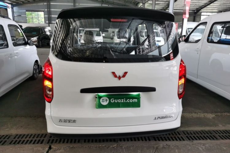 Used Wuling Hongguang New Energy 2024 All-Electric Model 300KM Practical Version Rear