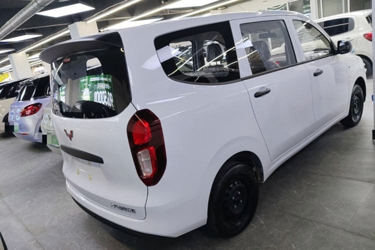 Used Wuling Hongguang New Energy 2024 All-Electric Model 300KM Practical Version Rear Right 45 Deg