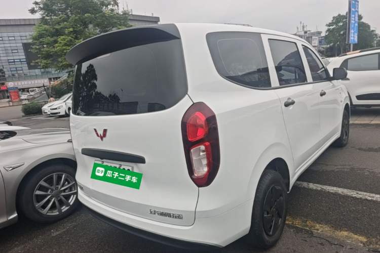 Used Wuling Hongguang New Energy 2024 All-Electric Model 300KM Standard Version Rear Right 45 Deg