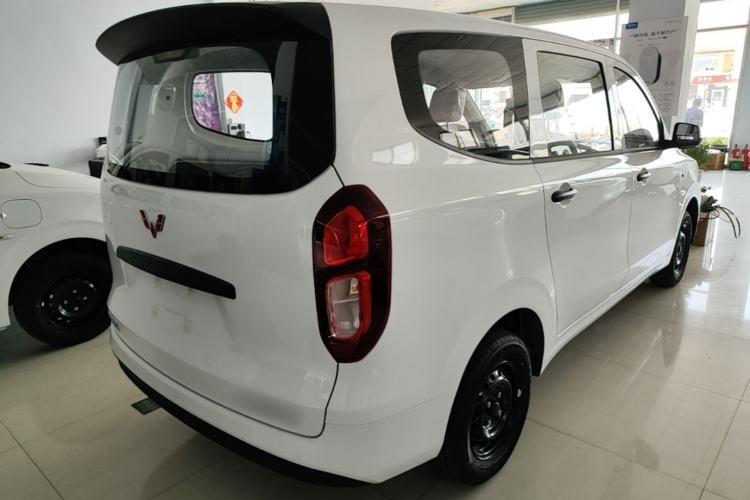Used Wuling Hongguang New Energy 2024 All-Electric Model 300KM Practical Version Rear Right 45 Deg