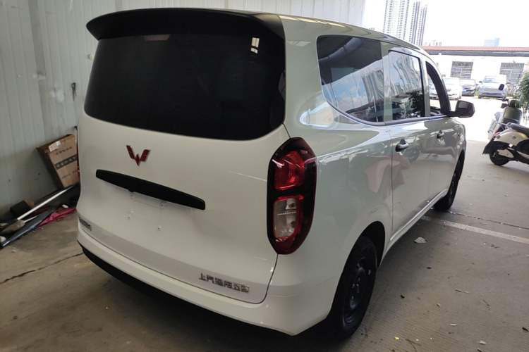 Used Wuling Hongguang New Energy 2024 All-Electric Model 300KM Standard Version Rear Right 45 Deg