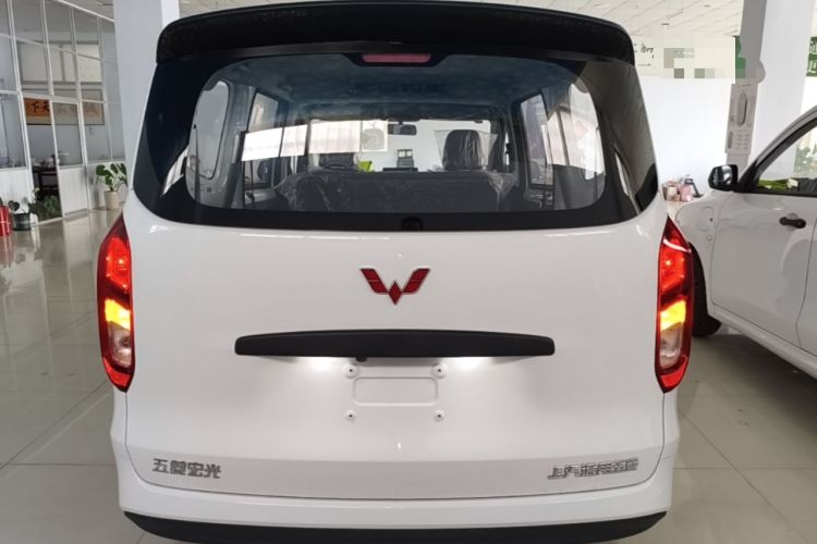 Used Wuling Hongguang New Energy 2024 All-Electric Model 300KM Standard Version Rear