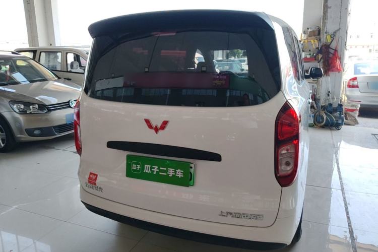 Used Wuling Hongguang New Energy 2024 All-Electric Model 300KM Practical Version Rear