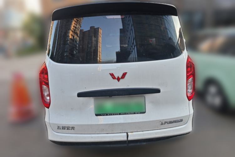 Used Wuling Hongguang New Energy 2024 All-Electric Model 300KM Standard Version Rear
